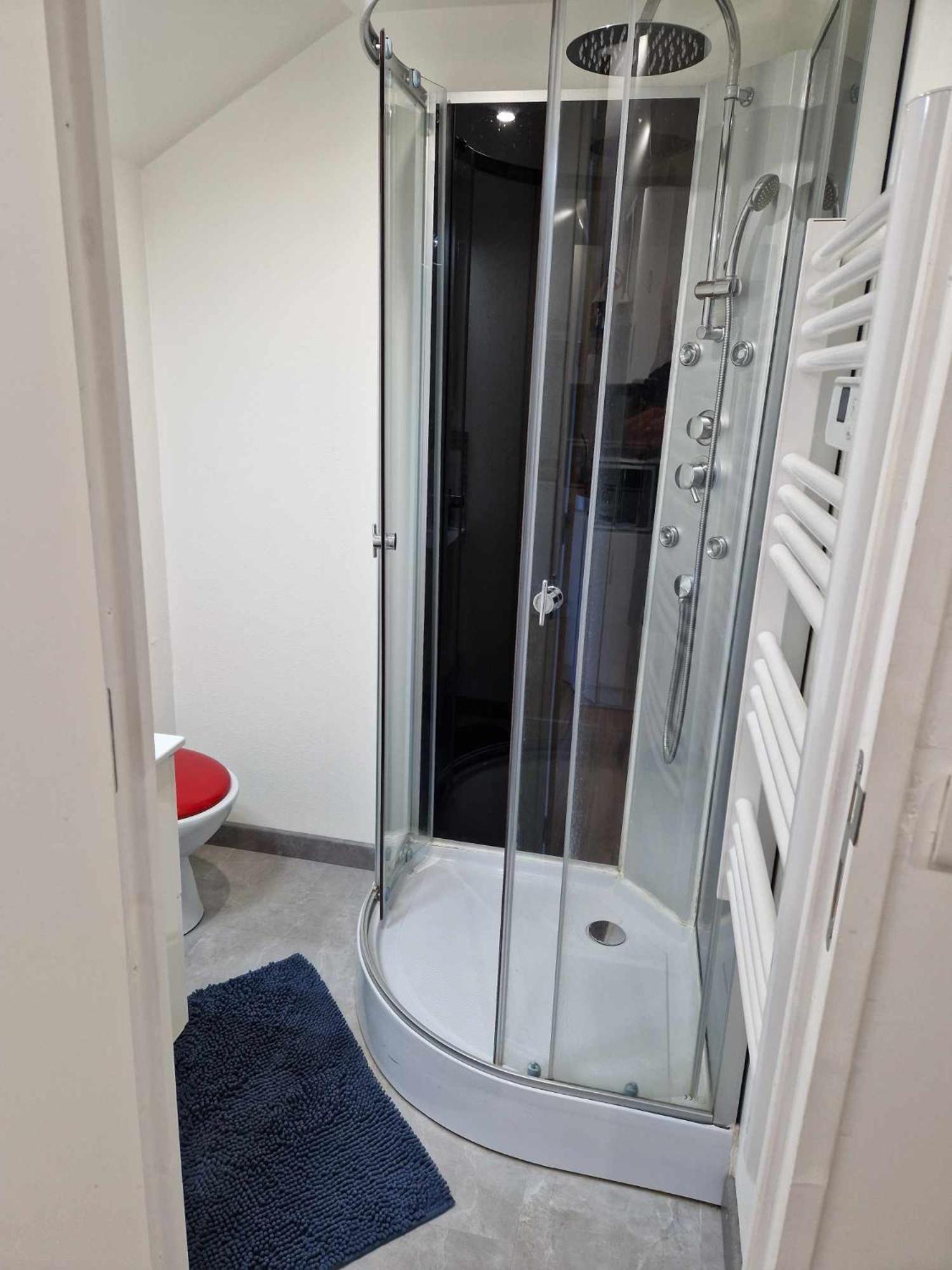 09 - Joli Studio Avec 2 Lits, Logement Tout Equipe Pour 1, 2 Ou 3 Personnes Maximum, Vue Sur Parc Arbore, Parking Privatif Gratuit, Grand Fourgon Possible, Tout Le Linge De Maison Est Fourni Razac-sur-l'Isle Экстерьер фото