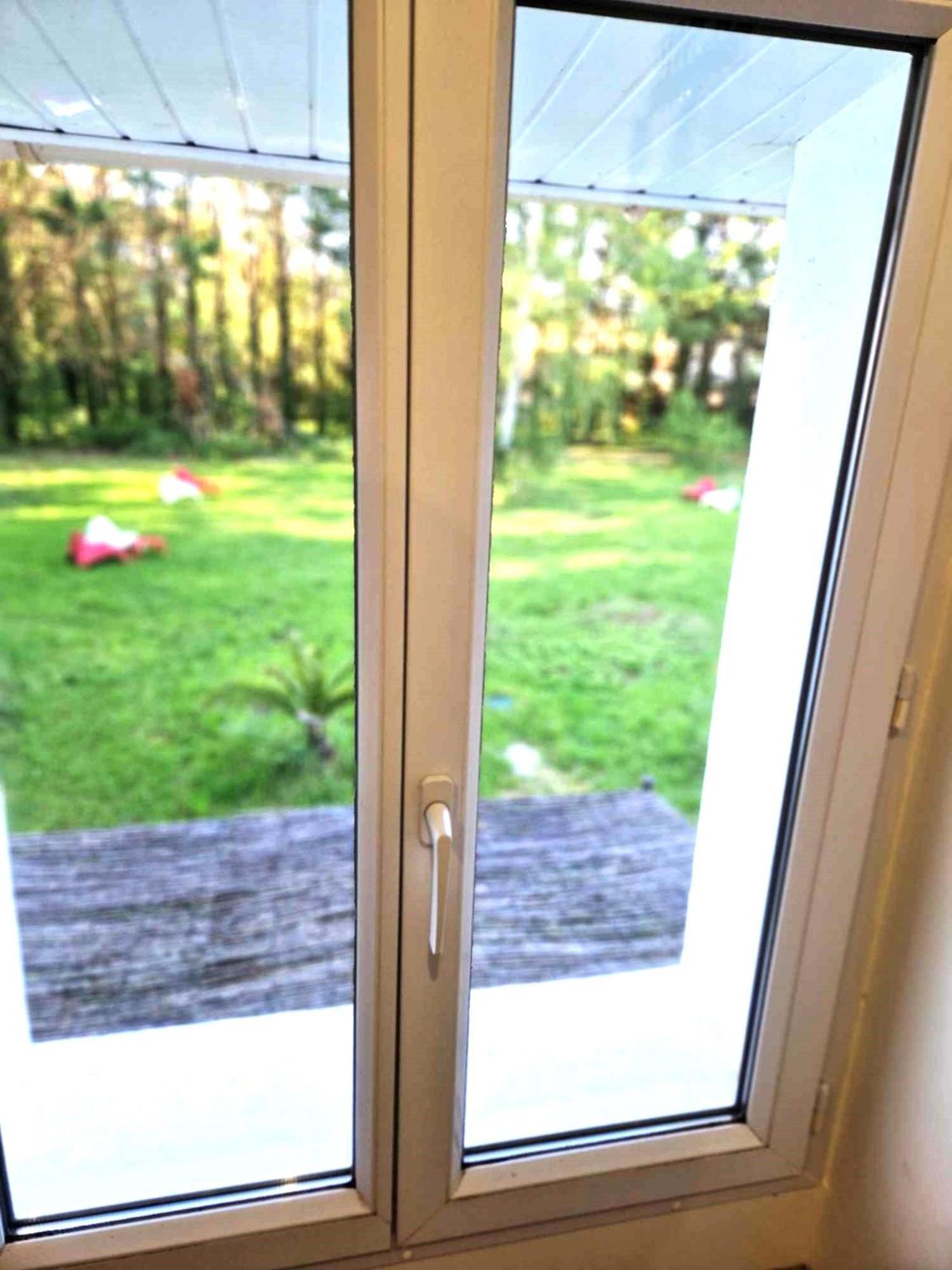 09 - Joli Studio Avec 2 Lits, Logement Tout Equipe Pour 1, 2 Ou 3 Personnes Maximum, Vue Sur Parc Arbore, Parking Privatif Gratuit, Grand Fourgon Possible, Tout Le Linge De Maison Est Fourni Razac-sur-l'Isle Экстерьер фото