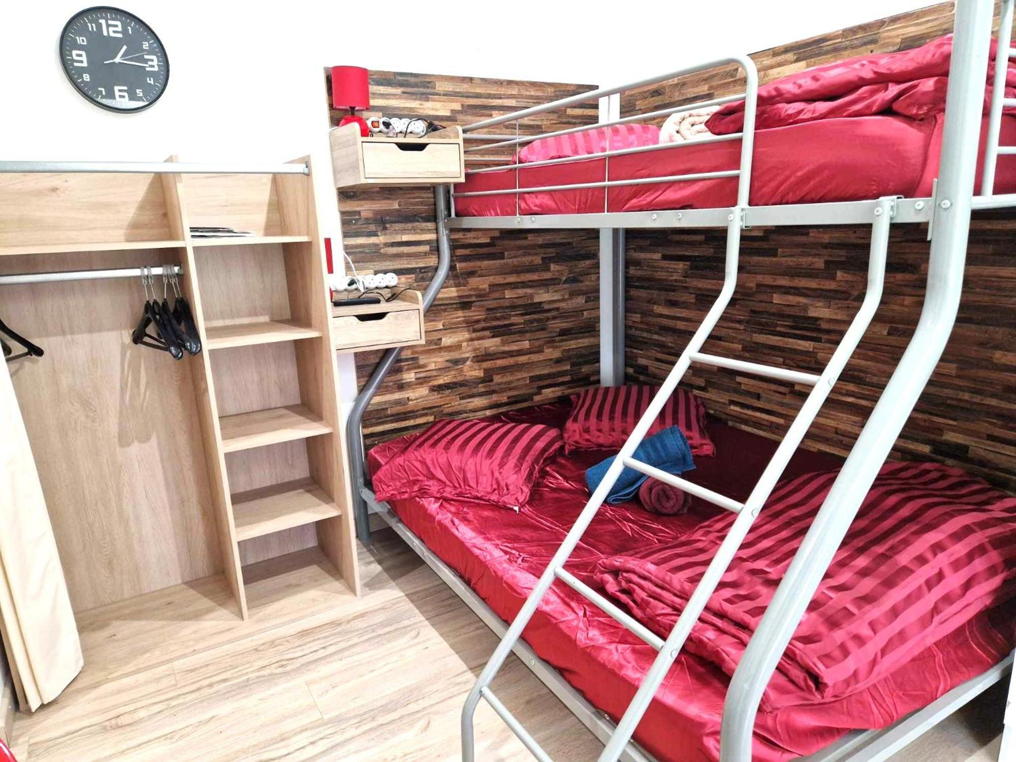 09 - Joli Studio Avec 2 Lits, Logement Tout Equipe Pour 1, 2 Ou 3 Personnes Maximum, Vue Sur Parc Arbore, Parking Privatif Gratuit, Grand Fourgon Possible, Tout Le Linge De Maison Est Fourni Razac-sur-l'Isle Экстерьер фото